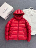 Piumino Moncler Maya – Giacca Imbottita in Nylon Laqué Rosso