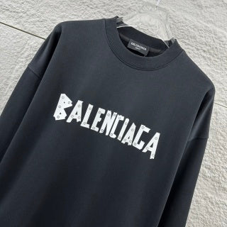 Felpa Balenciaga Oversize – Girocollo con Logo Graphic Black & White